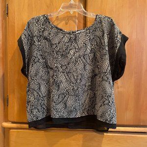 Pattern Flow Blouse